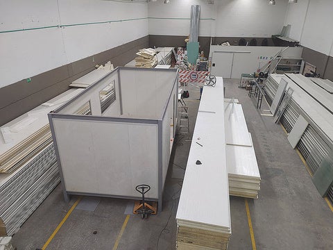 Prototipo de UCI portátil para pacientes COVID-19