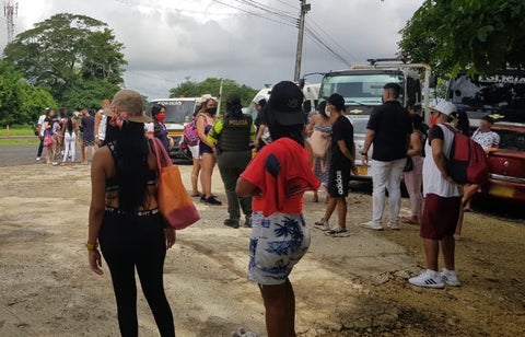 Sorprenden a personas de paseo en Cartagena