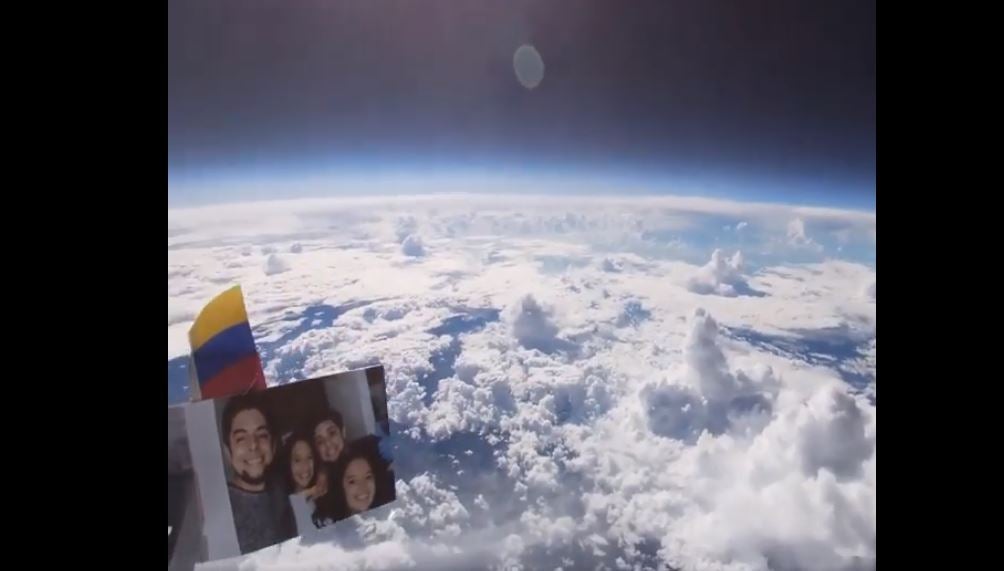 Imágenes de la tierra desde la estratósfera