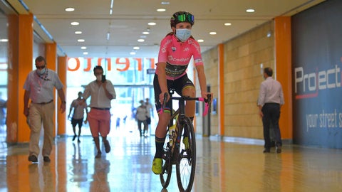 La neerlandesa Annemiek van Vleuten