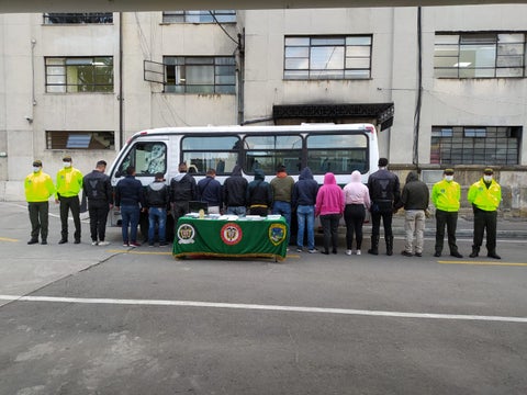 Cae banda de defraudadores de licencias de conducción