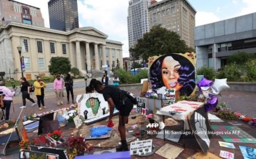 Louisville, Estados Unidos, homenaje a Breonna Taylor