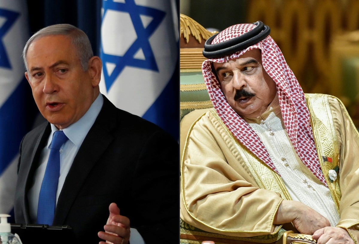 El primer ministro israelí, Benjamin Netanyahu y el rey de Barein, Hamad bin Isa Al Jalifa.
