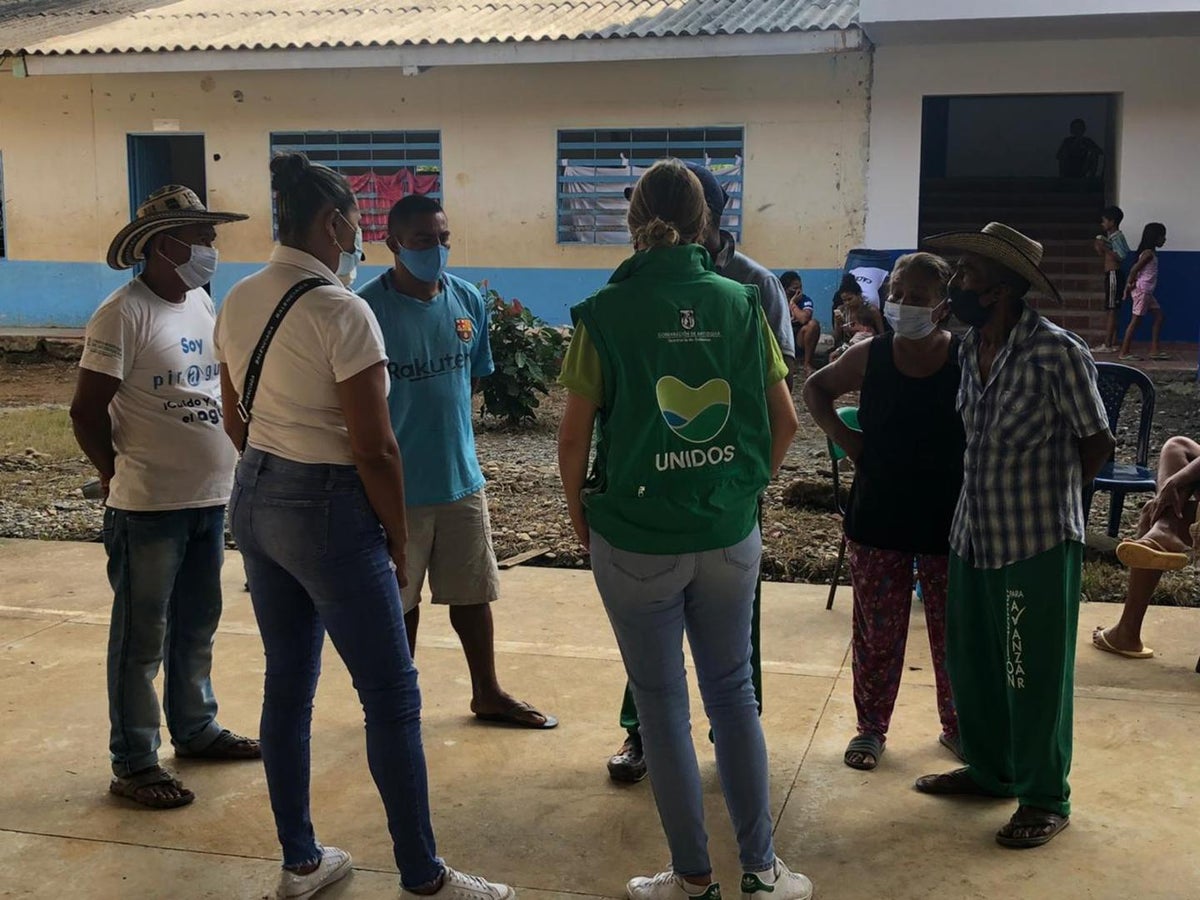 Acompañamiento a los desplazados en Cáceres, Antioquia.