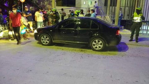 El hecho sicarial causó pánico entre los transeúntes de la vía