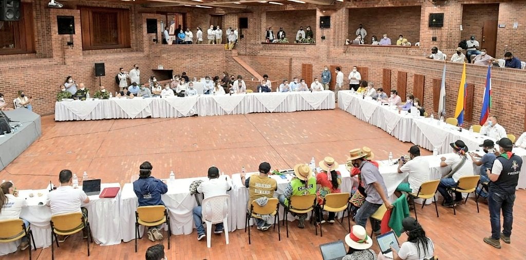 Reunión entre minga indígena y gobierno nacional en Cali