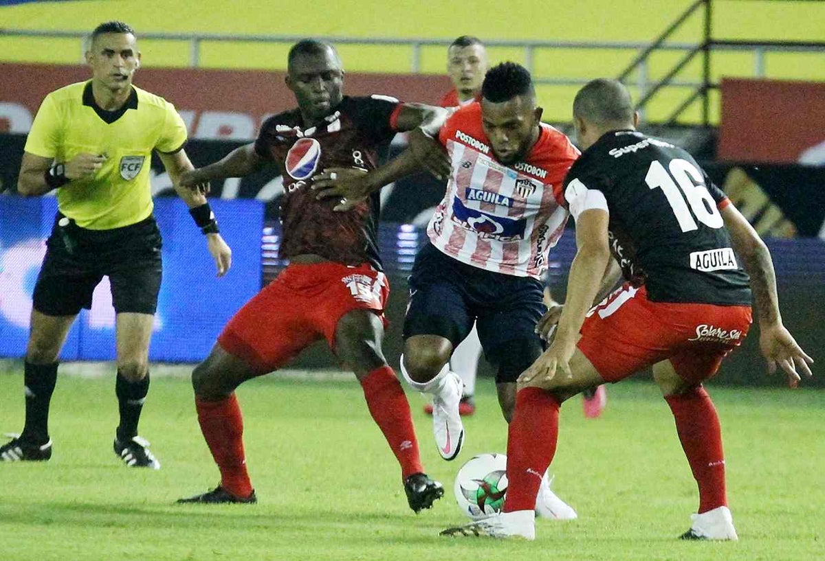 Junior Vs. América