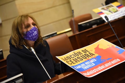 Ángela María Robledo en debate de moción de censura contra el Ministro de Defensa en réplica.