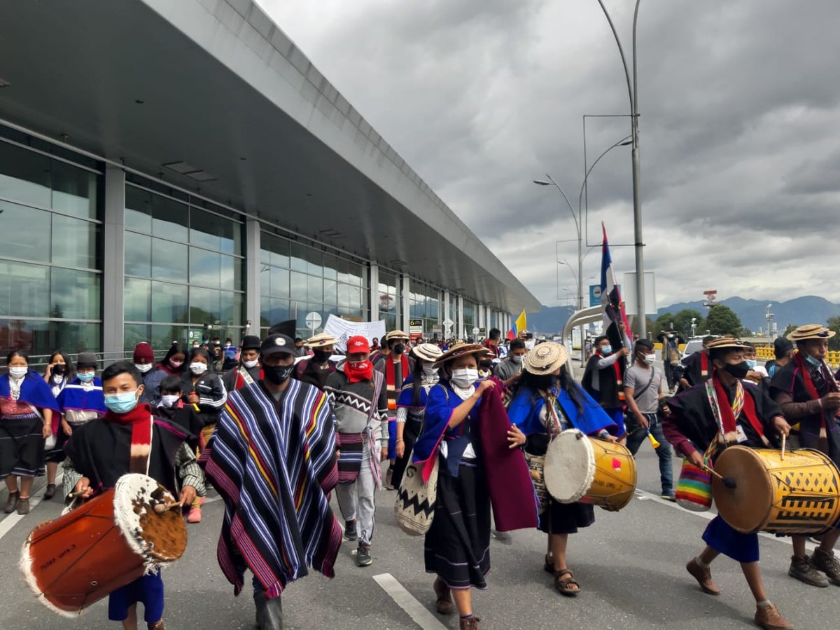 Protestas de indígenas en aeropuerto El Dorado