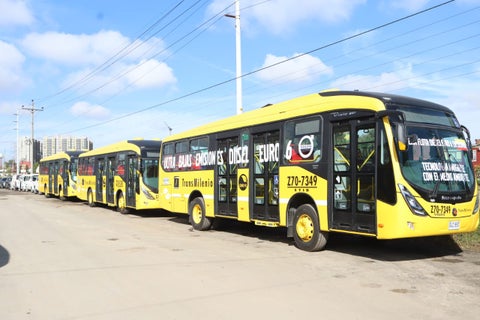 Nuevos buses amarillos de Transmilenio