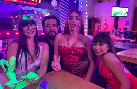 Actrices porno que grabaron video en parque natural