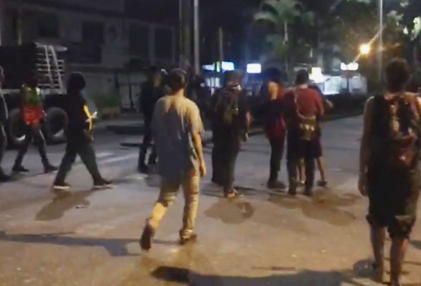 En video: Estudiantes de la UT se le 'rebotaron' a los 'Capuchos' por sus actos vandálicos