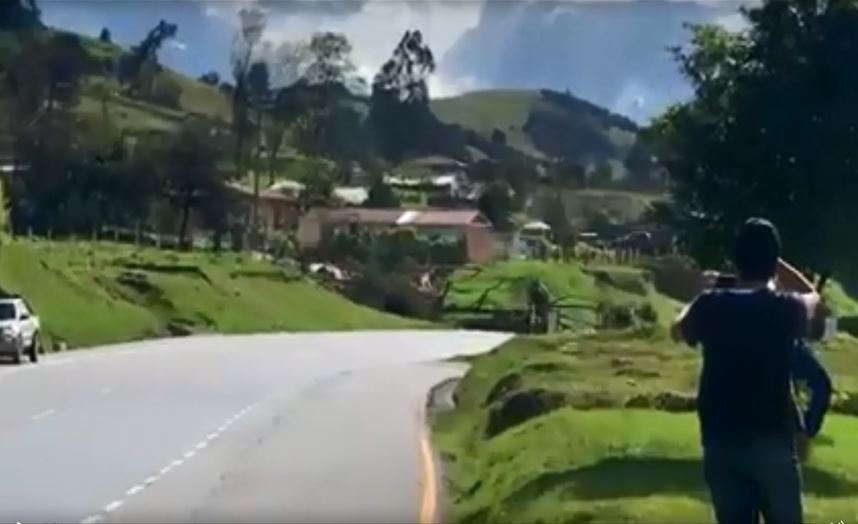 Deslizamiento vías Cundinamarca