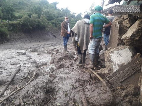 Desbordamiento de la quebrada