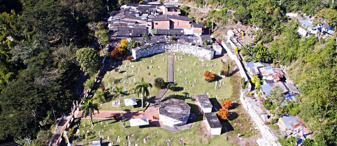 Hasta ahora, la JEP ha exhumado 63 cuerpos en el cementerio Las Mercedes de Dabeiba, Antioquia.