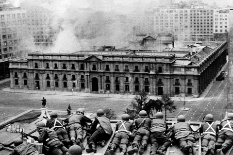 Golpe de Estado en Chile liderado por Augusto Pinochet contra Salvador Allende