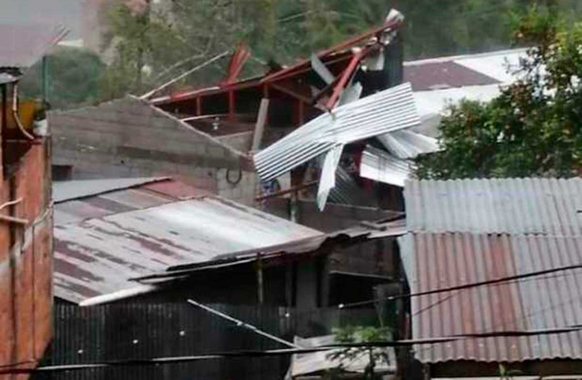 casas dañadas por vendaval en Manizales