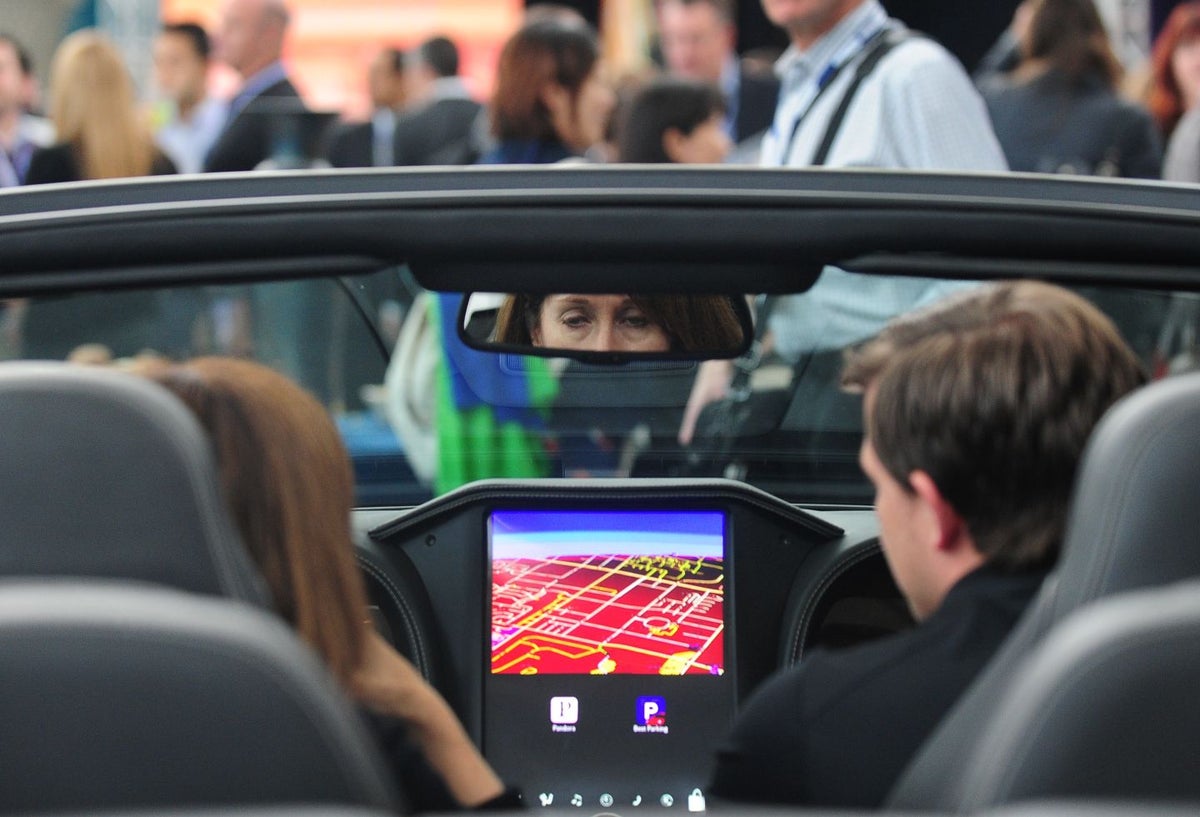 Amazon y Blackberry quieren hacer los coches aún más "inteligentes"