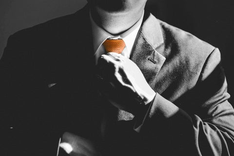 Hombre con corbata