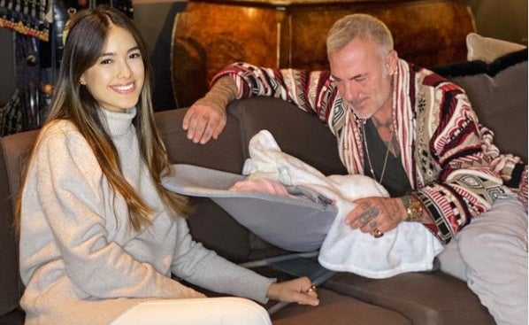 Gianluca Vacci y Sharon Fonseca