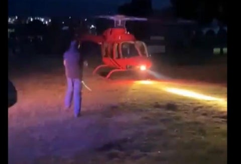 Hombre muere al ser impactado por la hélice de un helicóptero