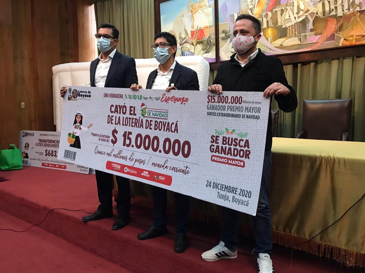 Una docente que mientras peregrinaba en la Basílica del Señor de los Milagros de Buga ubicada en el Valle del Cauca, es la nueva millonaria.