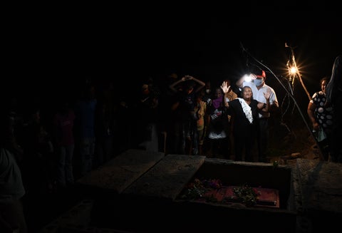 Muertos en naufragio de embarcación con migrantes venezolanos