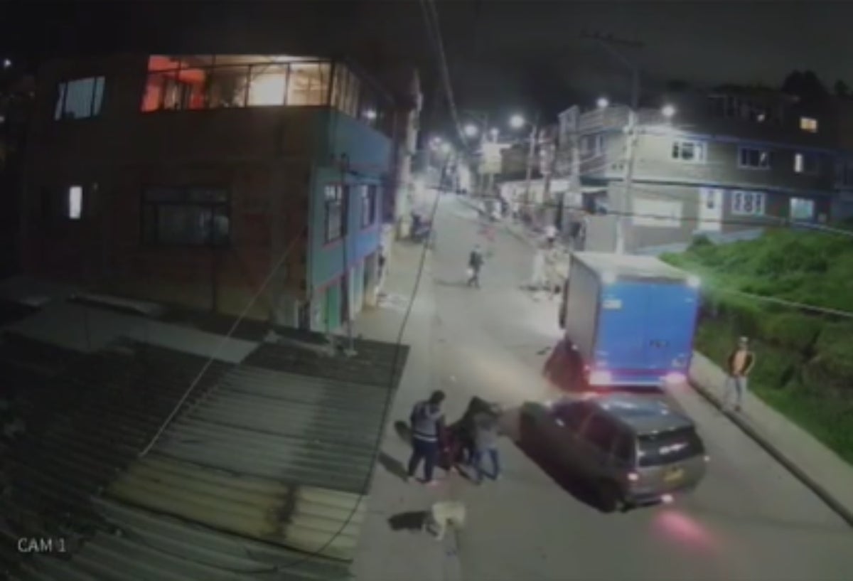 Motociclista atropelló a una ciclista y ambos salieron a volar en Facatativá