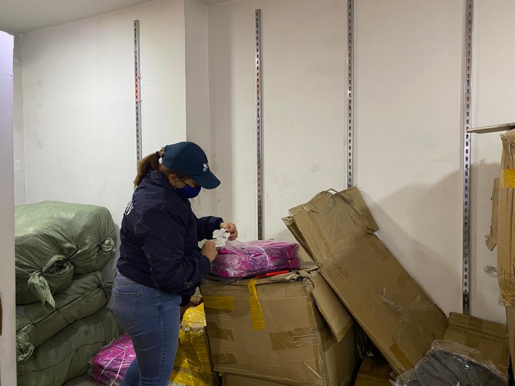 Dian aprehende mercancía de contrabando en el sector de San Victorino en Bogotá
