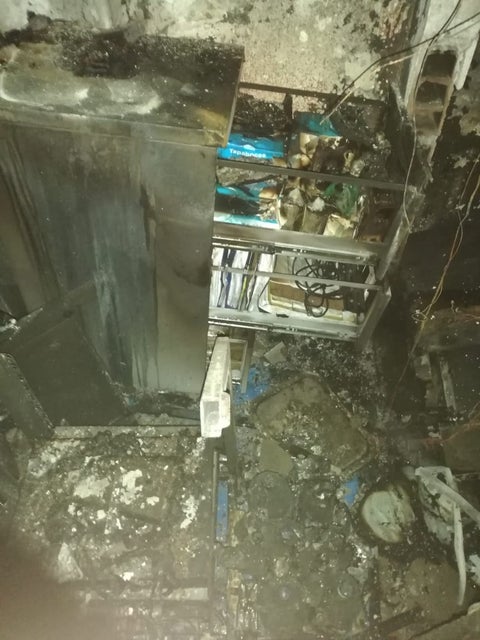 El incendio se registró en el cuarto de sonido.