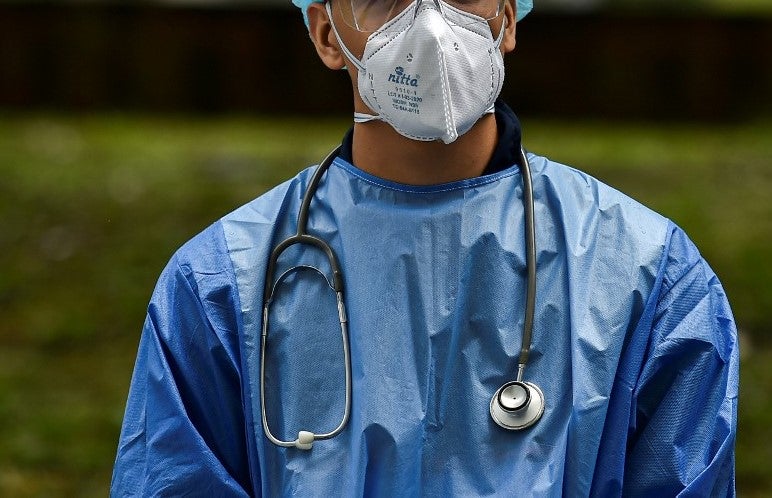 Referencial sobre personal médico que atienden la pandemia en Colombia.