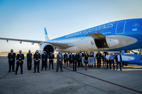 Aerolíneas Argentinas recoge vacunas rusas