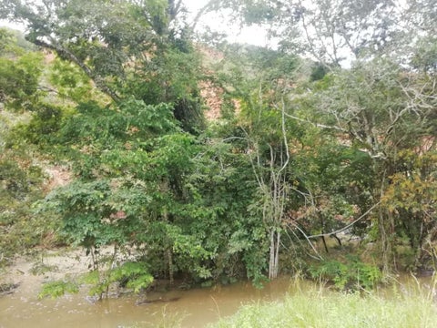 Quebrada Atá en Dolores, Tolima