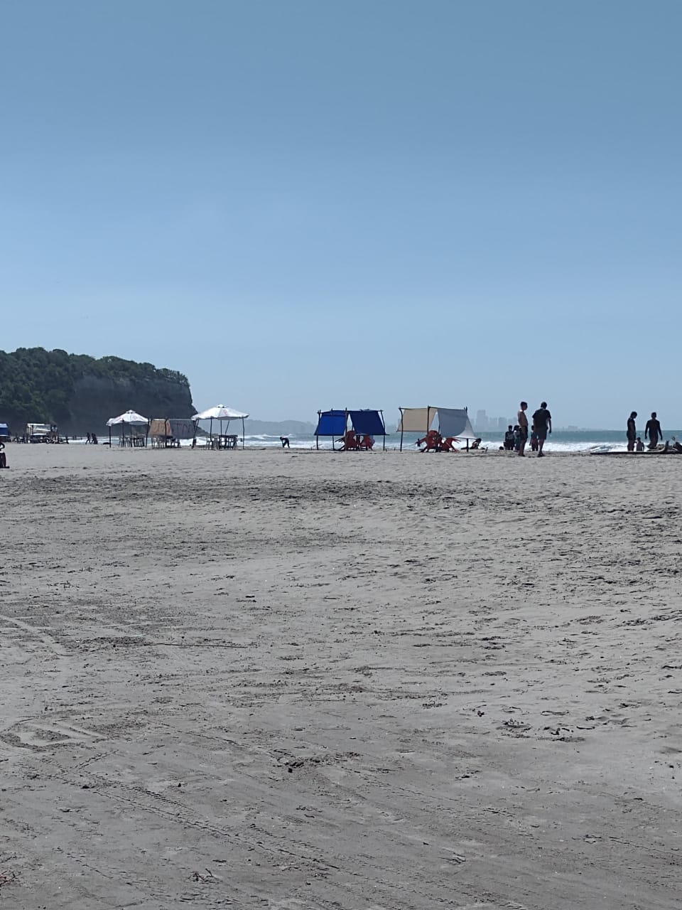 Denuncian primer cobro excesivo del año en las playas de Cartagena