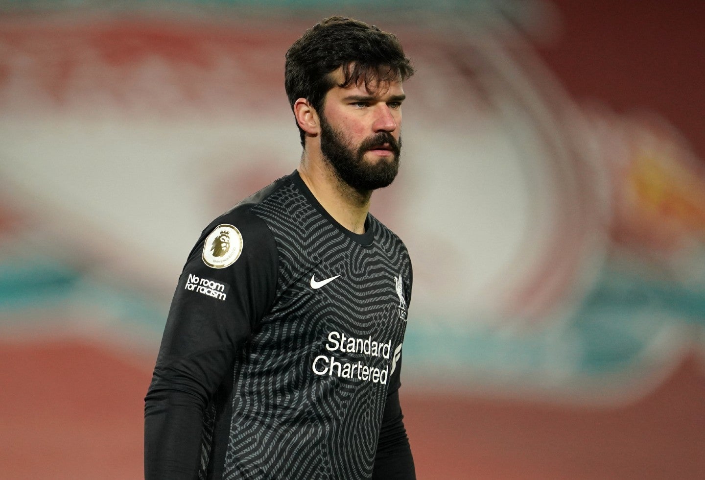 Alisson Becker, arquero del Liverpool, está de luto por muerte de su padre.