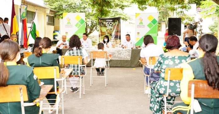 Colegios y escuelas