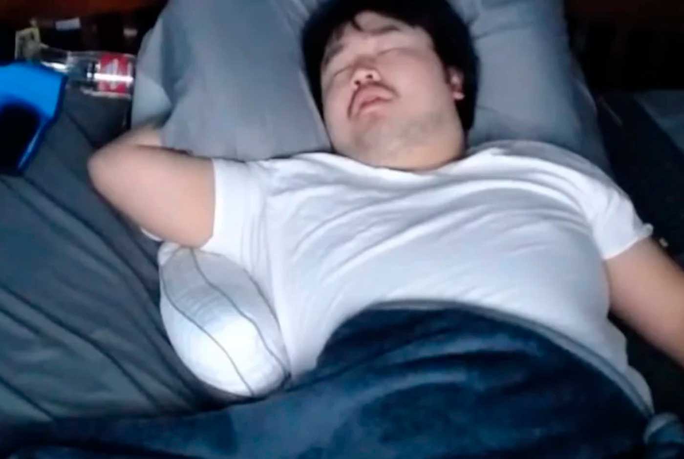 Asian Andy, streamer de sueño