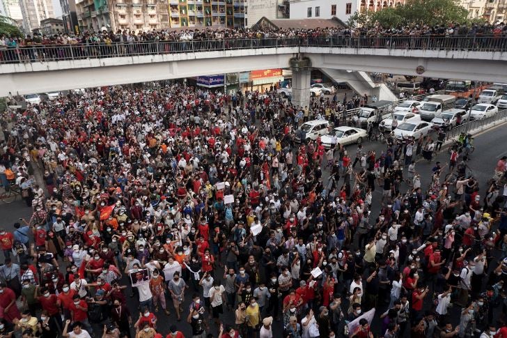 Manifestaciones en Birmania contra el golpe de Estado
