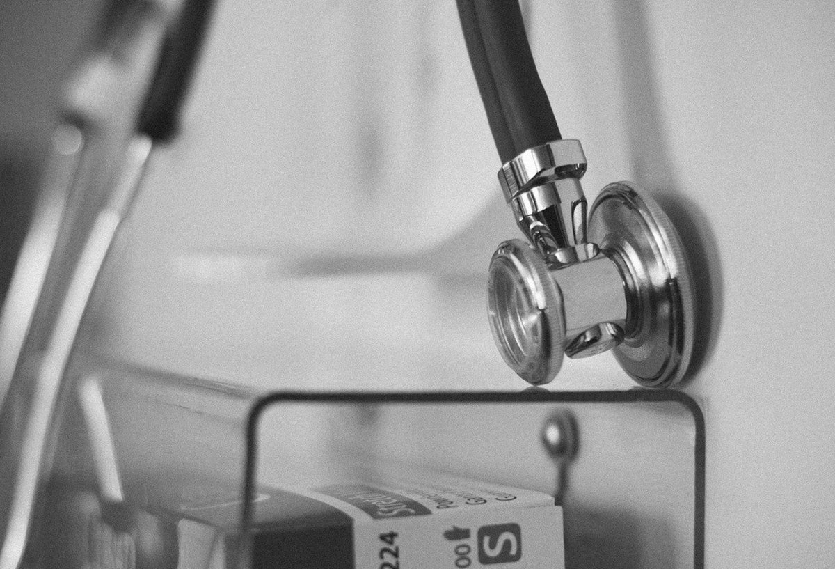 A los médicos no les han pagado sus salarios