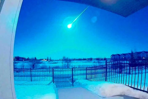 Meteorito azul en el cielo de Canadá