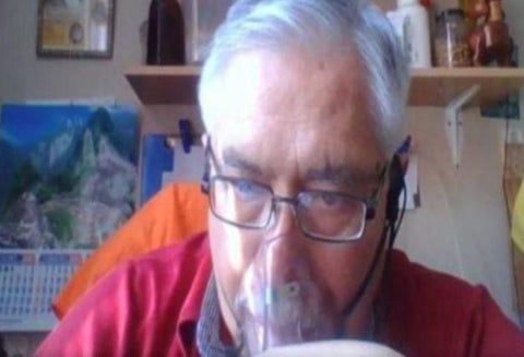 Profesor dio clases con covid-19 y tanque de oxígeno hasta que murió