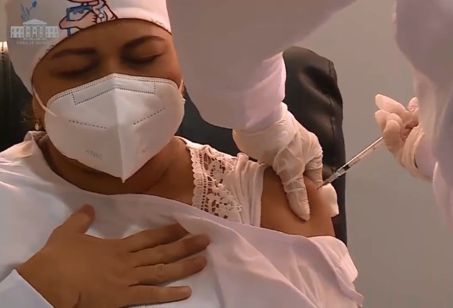 Verónica Machado, primera en recibir vacuna contra covid-19 en Colombia