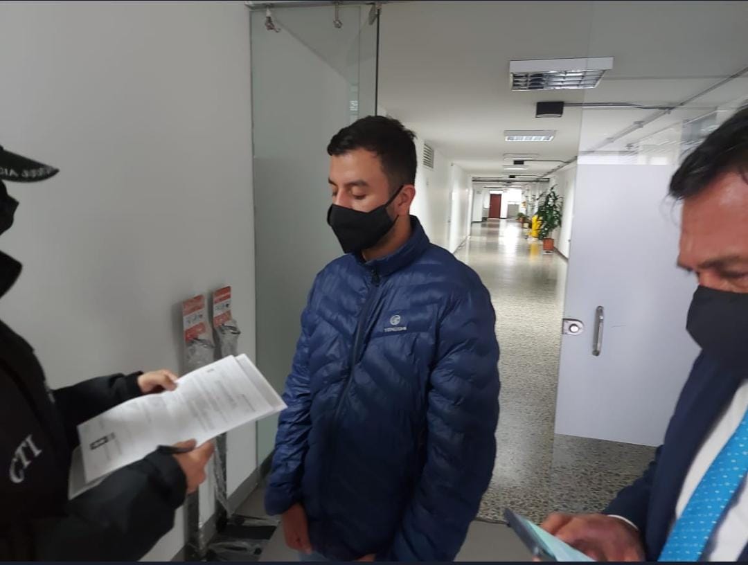 Paul Naranjo se entrega