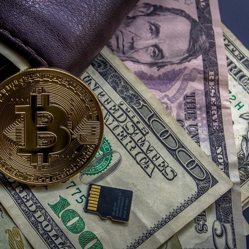 El Salvador elige al bitcoin como su moneda que circulará con el dólar