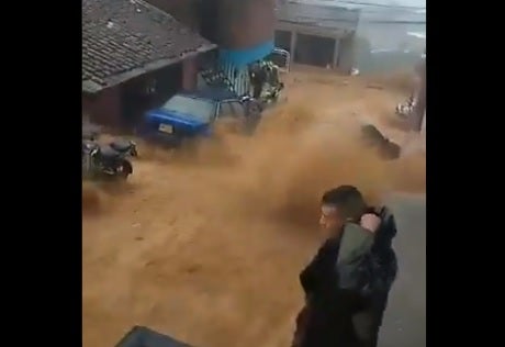 Desbordamiento en Cali