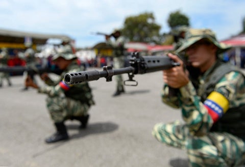 Militares venezolanos