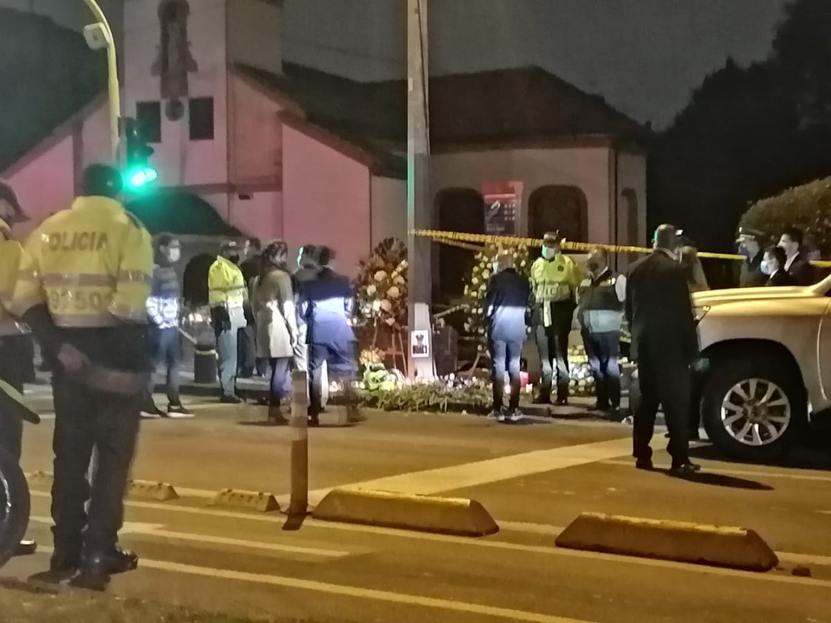 Homenaje a Policía asesinado en Bogotá