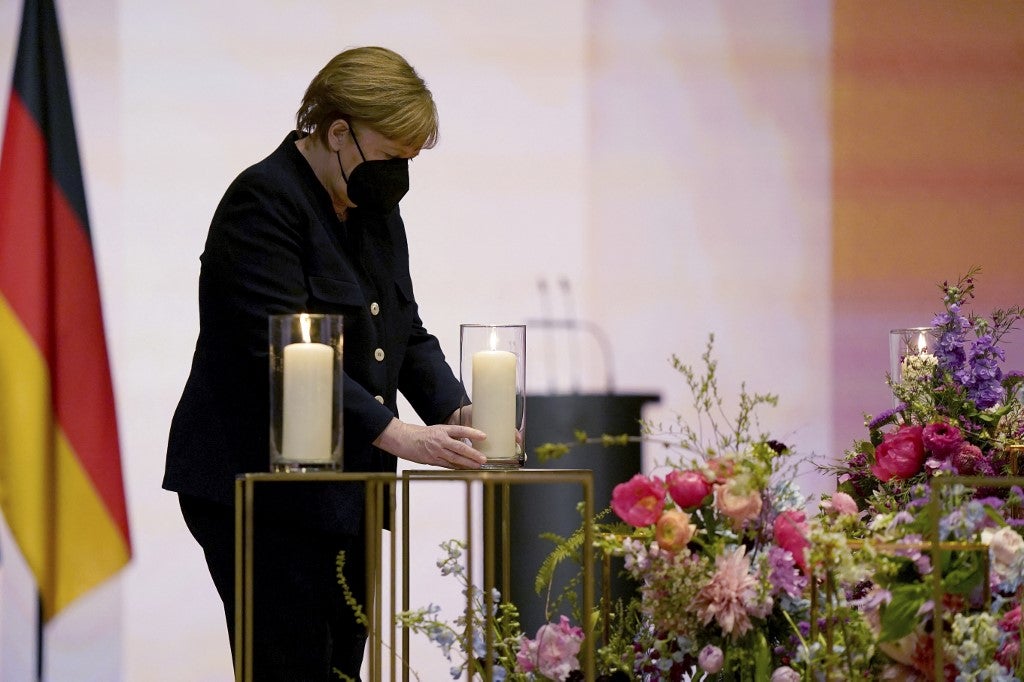 Angela Merkel en homenaje a muertos por covid-19
