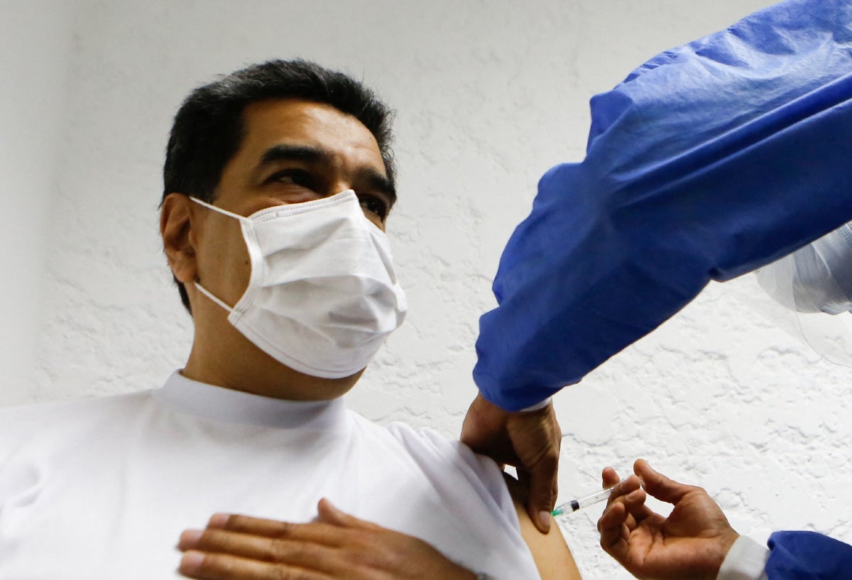 Maduro fue vacunado con la Sputnik