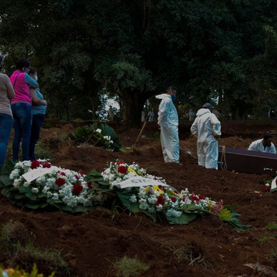 Muertos en Brasil superan por primera vez los nacimientos